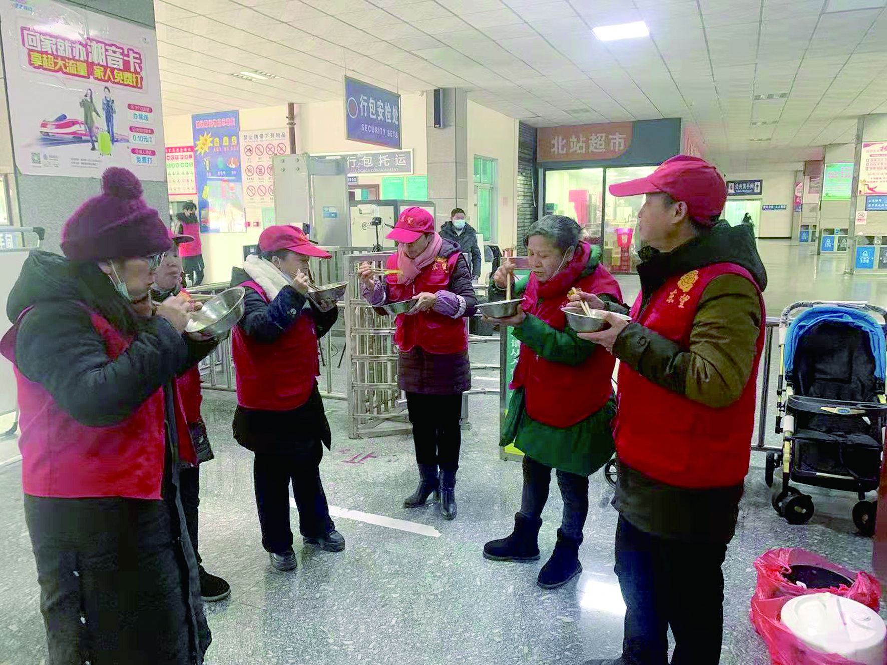 虎年春节，车站特别“暖” ——春节期间志愿服务工作扫描